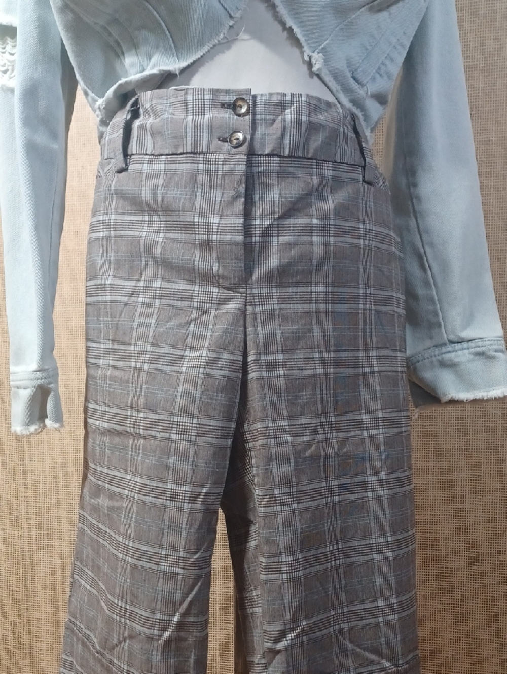 I.N. San Francisco Gray Plaid High-Waist Chinos